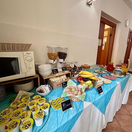 Hotel '904 Buggerru Ngoại thất bức ảnh